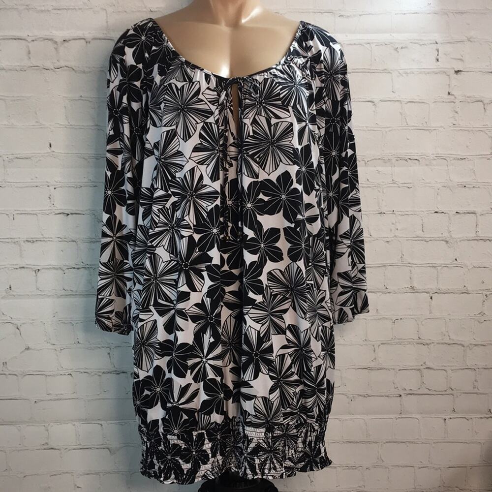 Lane Bryant Floral Print Top Blouse Women's Size 18 / 20 Black White